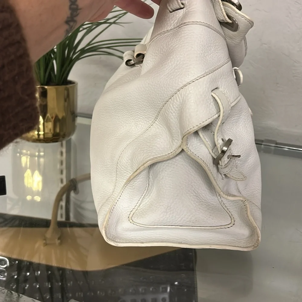 🤍 JIMMY CHOO White Pebbled Bag – Preloved Luxury 🤍